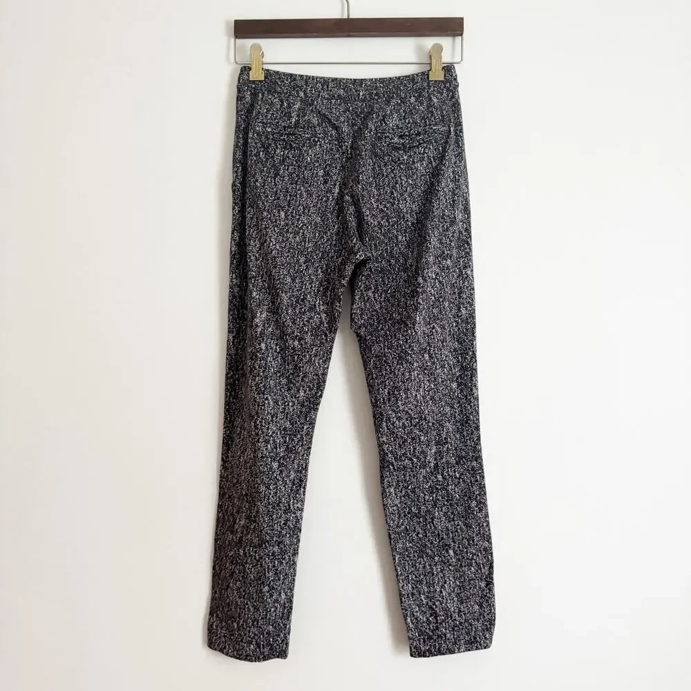 LULULEMON Jet Crop Pant Power Luxtreme Suited Jacquard Black White 4